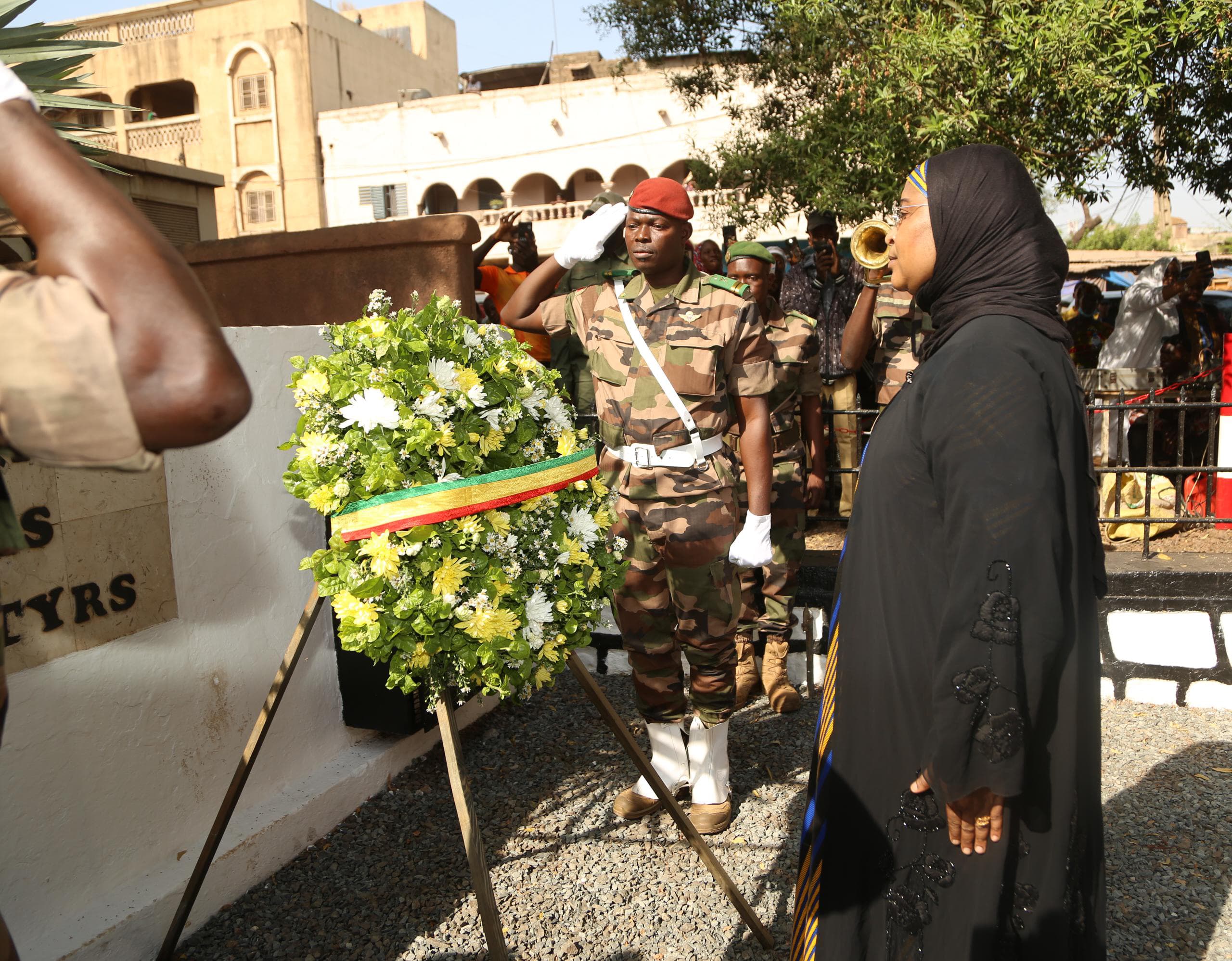Commémoration des martyrs de mars 1991 : Le ministre de la Santé et du Développement Social,  le médecin Colonel Assa Badiallo TOURÉ dans la vision de perpétuer la mémoire collective.